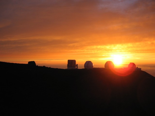 Sunset over the Maunakea observatory